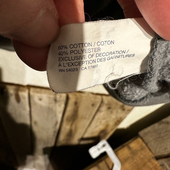 Y2K Gap Hoodie - Picture 4 of 5